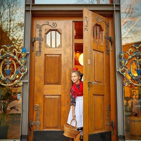 Hotel Landgraf Швалмщад Екстериор снимка